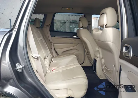 2015 Jeep Grand Cherokee Laredo z USA, uszkodzony, nr VIN 1C4RJEAG3FC217790